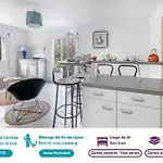 Lägenhet Maison Familiale Pour 10, 300M De La Plage, Jardin