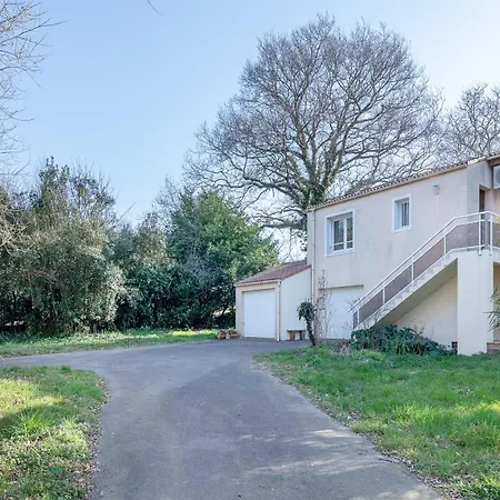 Lägenhet Maison Familiale Pour 10, 300M De La Plage, Jardin Pornic