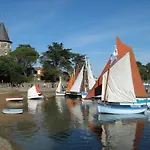Maison Familiale Pour 10, 300m De La Plage, Jardin * ポルニック