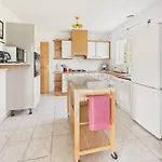 Maison Familiale Pour 10, 300m De La Plage, Jardin * ポルニック