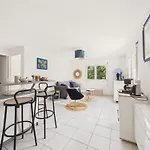 Maison Familiale Pour 10, 300m De La Plage, Jardin
