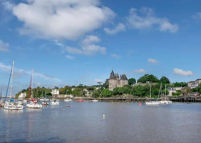 Maison Familiale Pour 10, 300M De La Plage, Jardin