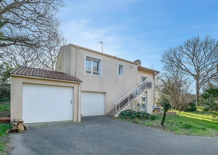 Maison Familiale Pour 10, 300M De La Plage, Jardin